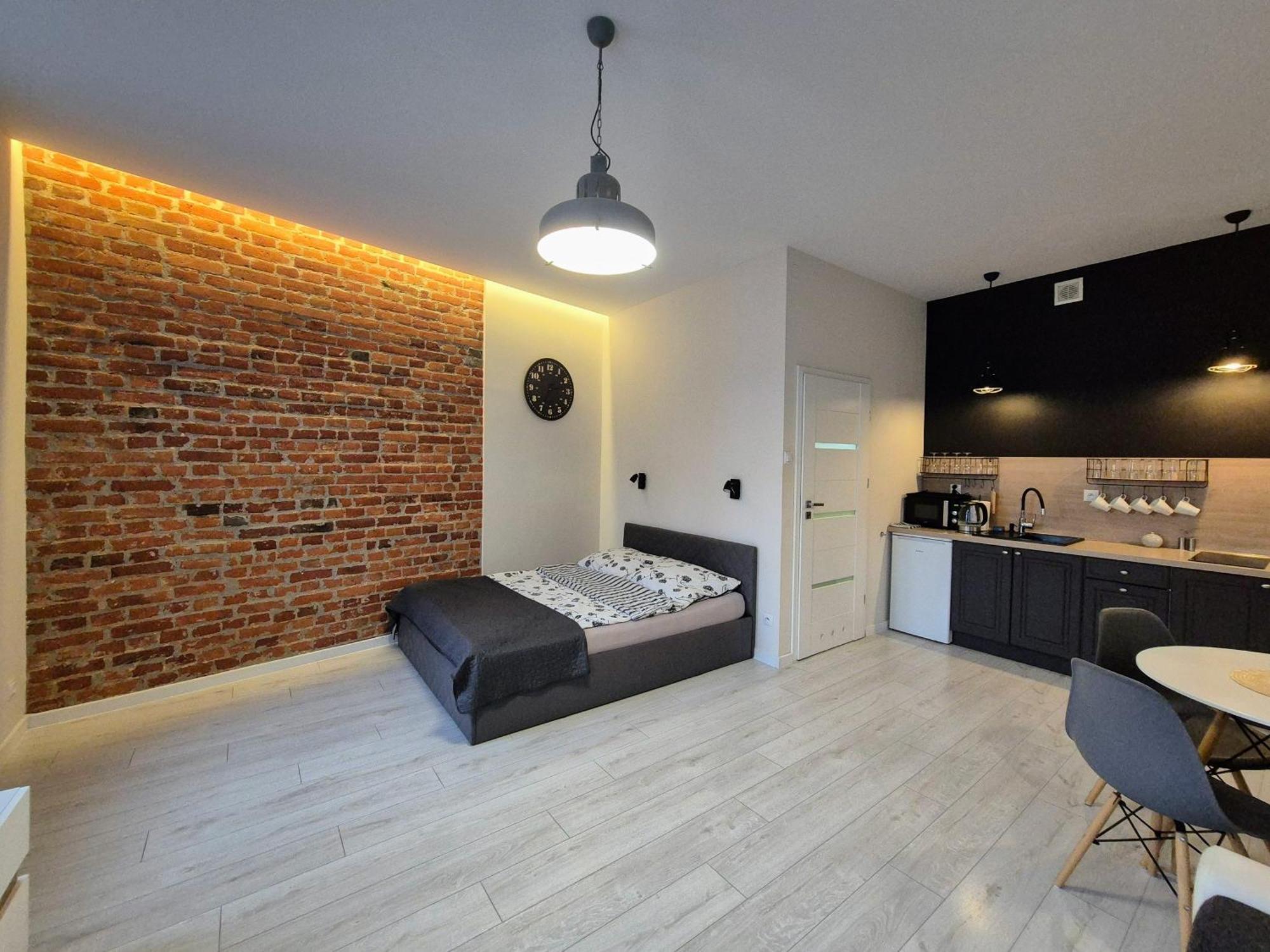 Charming Apartment In The City Centre, Lodz Екстериор снимка