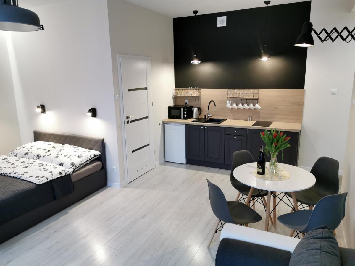Charming Apartment In The City Centre, Lodz Екстериор снимка