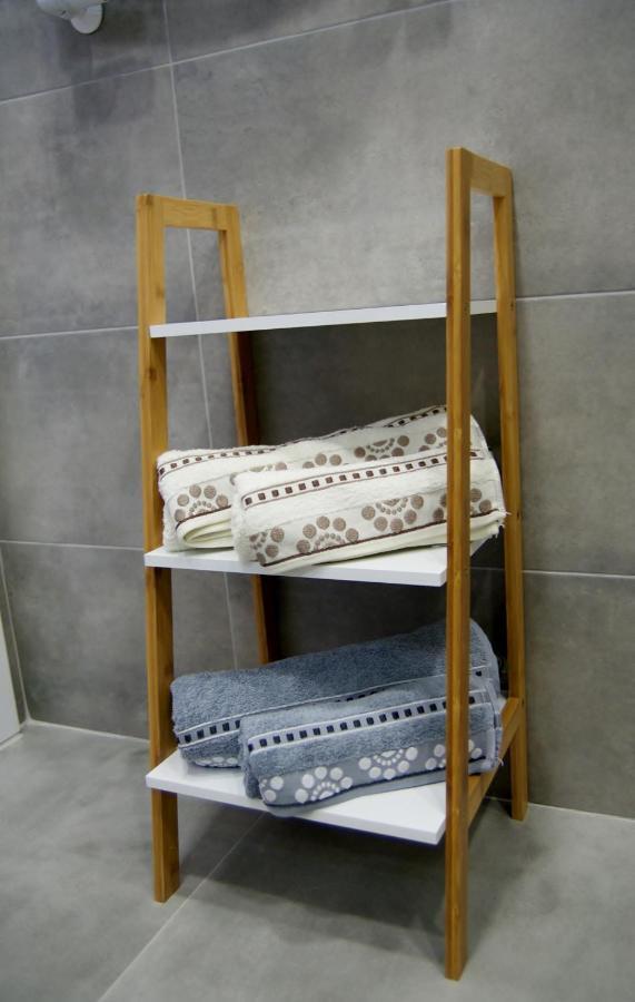 Charming Apartment In The City Centre, Lodz Екстериор снимка